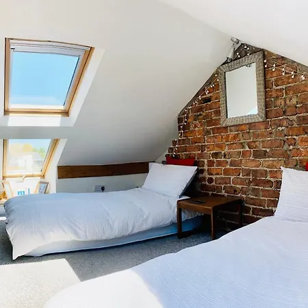 Great Town House - يورك