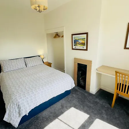 Great Town House - بيت للعطل