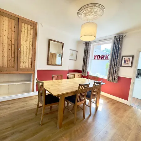 Great Town House - Central York Ferienhaus *
