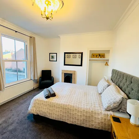 Great Town House - Central York Holiday home *