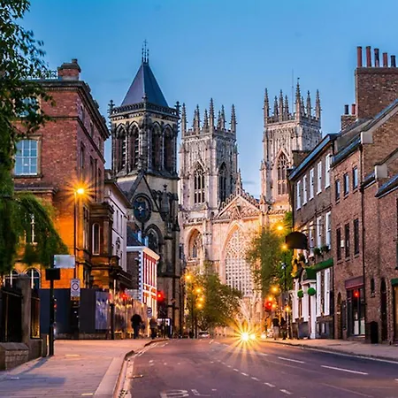 Great Town House - Central York York