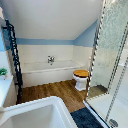 Great Town House - בית נופש *